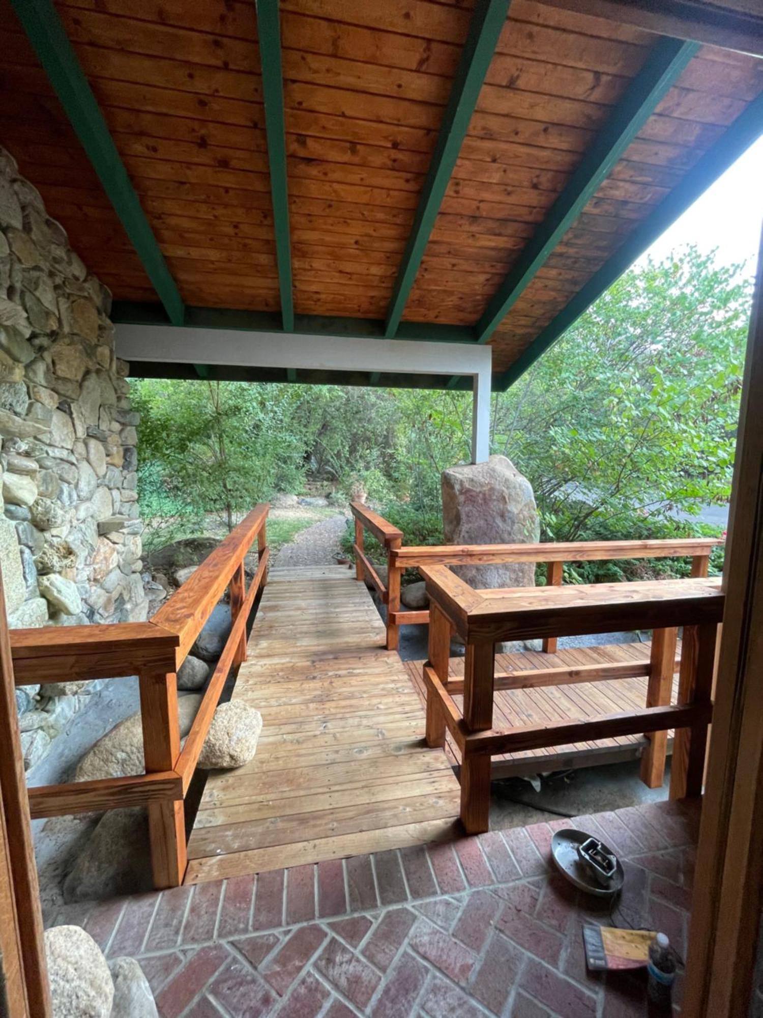Riverfront Retreat- Spa/hot Tub, Game Room, Limited Gym * Three Rivers